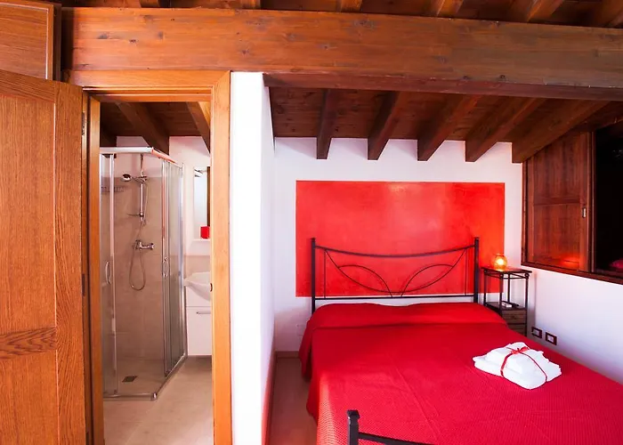 לינה וארוחת בוקר Perla Del Sud