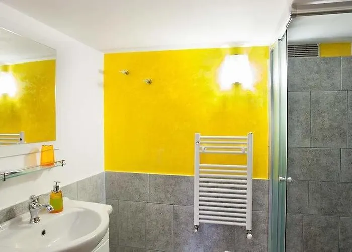 Perla Del Sud לינה וארוחת בוקר Collepasso